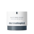 Dermalogica Sound Sleep Cocoon - regenerativna noćna gel-krema. Mijenja izgled kože povećavajući njezine regenerativne sposobnosti. Proizvod u bijeloj kutijici sa crnim čepom na bijeloj pozadini.