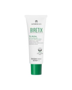 BIRETIX Tri-Active Gel - Svjež, svilenkasti gel za lice s formulom trostrukog djelovanja: pročišćava, regulira sebum i djeluje kao piling. Bijelo zelena tuba proizvoda na bijeloj pozadini.