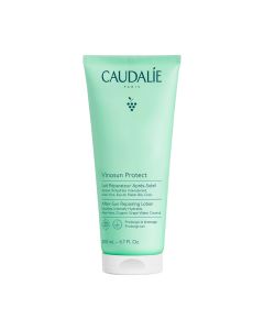 Caudalie Losion nakon sunčanja Tan prolonging 200 ml - obnavljajući losion nakon sunčanja hrani, popravlja i umiruje kožu izloženu suncu produžujući vašu preplanulost za 2 tjedna. Zeleno bijela tuba proizvoda na bijeloj pozadini.