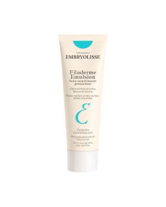 Embryolisse Filaderme Emulsion 75 ml - zaštitna hranjiva emulzija za suhu do vrlo suhu, čak i osjetljivu kožu lica. Osjećaj nelagode nestaje ostavljajući kožu umirenom. Bež plava tuba proizvoda na bijeloj pozadini.