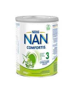 Nestlé NAN COMFORTIS 3 zamjensko mlijeko 12 - 24 mj. 800 g - prijelazna mliječna hrana namijenjena je starijoj dojenčadi od 1 do 2 godine. Lako se probavlja. Bijelo zeleno plava limenka na bijeloj pozadini.