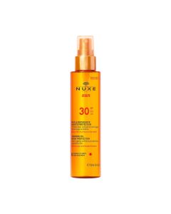 NUXE SUN Ulje za zaštitu kože od sunca i glamuroznu preplanulost SPF 30, 150 ml - štiti stanice kože od starenja i omogućava postizanje glamurozne preplanulosti. Zlatna bočica sa špricom na bijeloj pozadini.