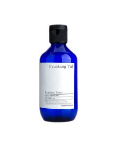 Pyunkang Yul Esencijalni umirujući tonik 200 ml - bogato hidratantna formula osmišljena da koži pruži vlagu punu hranjivih tvari.
