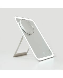 Stylpro Glow & Go ogledalo - s zatamnjenim postavkama osvjetljenja, pop-out postoljem i USB priključkom za punjenje.