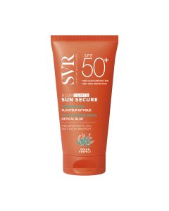 SVR SUN SECURE BLUR ROSE tonirana krema SPF 50+ za zaštitu od sunca 50 ml - jedinstvena tonirana pjenasta tekstura koja se trenutno topi kako bi zagladila i ublažila nesavršenosti na koži. Narančasto zeleno bijela tuba proizvoda na bijeloj pozadini.