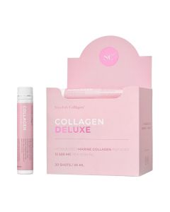 Swedish Collagen Deluxe Shot 20x25 ml - Ukupno 15 aktivnih sastojaka koji međusobno djeluju kako bi povećali razinu kolagena u tijelu i spriječili nastanak bora. Bijelo roza bočica i kutija kolagena na bijeloj pozadini.