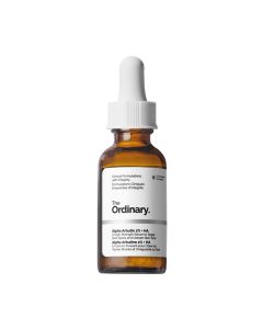 The Ordinary Alpha Arbutin 2% + Hyaluronic Acid 30 ml - serum na bazi vode posebno dizajniran za ujednačavanje tena kože i smanjenje pojave tamnih mrlja.