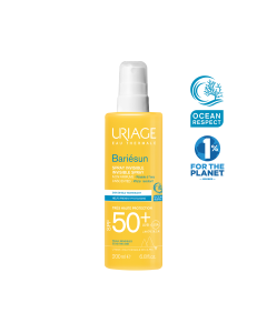 Uriage BARIESUN SPF50+ SPREJ BEZ MIRISA 200 ml - obogaćen Akvasponginama [Aquaspongines], vitaminom C i vitaminom E, sprej pruža intenzivnu zaštitu od isušivanja i djeluje antioksidativno. Proizvod u žutoj bočici sa sprejem na bijeloj pozadini.