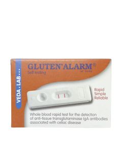 VEDA LAB Gluten test alarm - brzi test za kvalitativno otkrivanje protutijela IgA protiv tkivne transglutaminaze, povezanih s intolerancijom na gluten (celijakija) u punoj krvi, serumu ili plazmi. Bijelo narančasta kutija proizvoda testa na bijeloj pozadi
