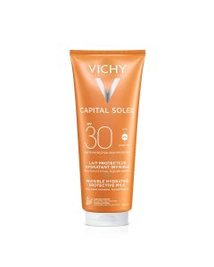 Vichy CAPITAL SOLEIL Mlijeko za tijelo SPF 30 obiteljsko pakiranje 300 ml - mlijeko za osjetljivu kožu, za muškarce, žene i djecu. Visoka zaštita od sunca primjerena svima. Narančasto bijelo srebrna tuba proizvoda na bijeloj pozadini.