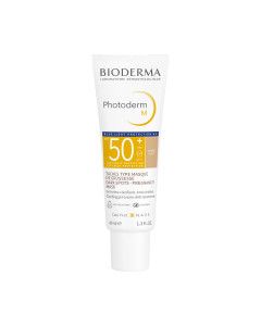 Bioderma Photoderm M SPF50+ svijetla nijansa - krema je zaštita od sunca za kožu sklonu hiperpigmentaciji koja pruža visoku zaštitu od UVA/UVB zraka i plave svjetlosti. Proizvod je u bijelo žutoj tubi na bijeloj pozadini.