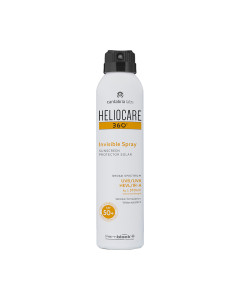 HELIOCARE 360° Invisible Spray SPF 50+ - Prozirna foto-zaštita u formatu spreja koja omogućuje fino kontinuirano prskanje proizvoda bez naknadnog razmazivanja te ugodnu i učinkovitu zaštitu kože tijela. Bijelo narančasto crna bočica s sprejom na bijeloj p