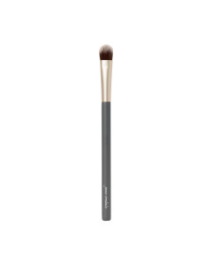 jane iredale Fluffy Eye Brush 1 komad - ravna, pahuljasta glava s nježnim suženjem, ravnomjerno nanosi, nježno raspoređuje i blendira svaki potez.