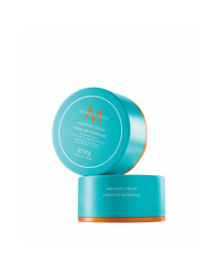 MOROCCANOIL MOLDING CREAM 100 ml
Krema za kosu obogaćena vlaknima koja čine kosu gušćom, stvaraju prirodan izgled teksture i poboljšavaju definiciju kose. Može se upotrebljavati kao leave-in njega za stvaranje nježnih struktura i lagane definicije. Od iz