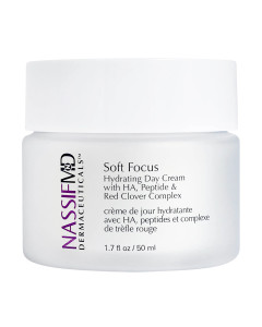 NassifMD Dermaceuticals Soft Focus Hydrating day cream 50 ml - hidratantna dnevna krema koja smanjuje nesavršenosti i daje koži blistaviji, mladolikiji izgled.