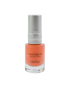 T.LeClerc Lak za notke Hibiscus 10 ml - formula za njegu noktiju s visokom pokrivnošću koja jača i štiti nokat kako bi ga očuvala, pojačava i štiti, sjajni završetak, visoka pokrivenost, dugotrajno.