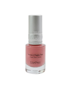 T.LeClerc Lak za notke Rose 10 ml - formula za njegu noktiju s visokom pokrivnošću koja jača i štiti nokat kako bi ga očuvala, pojačava i štiti, sjajni završetak, visoka pokrivenost, dugotrajno.