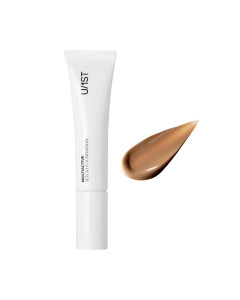U/1ST Multiactive serum fonudation No.3 30 ml - podloga koja se savršeno stapa s kožom, s formulom koja čini više od samog prekrivanja, osjećaj kao da nemate ništa na licu.